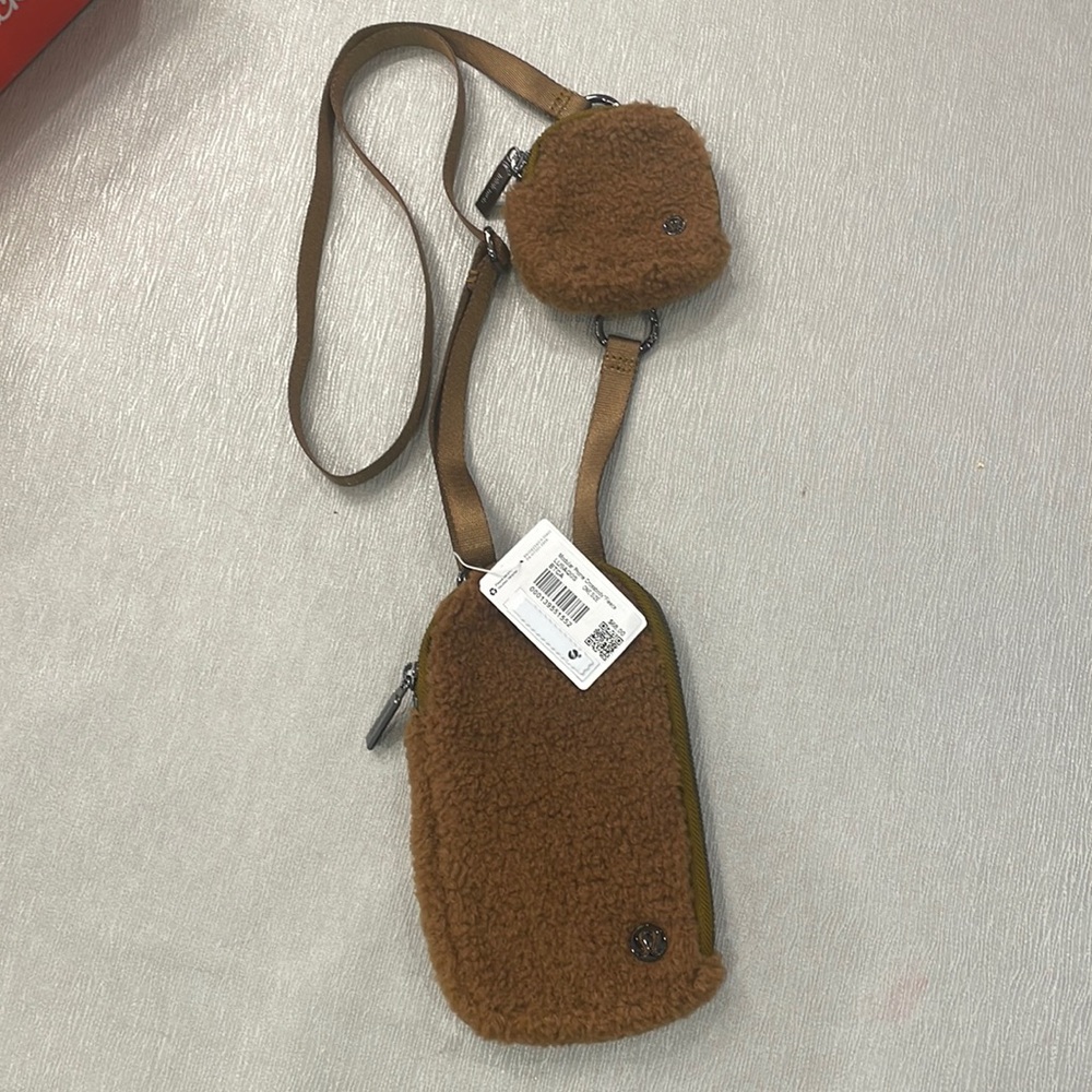 Lululemon modular phone crossbody fleece